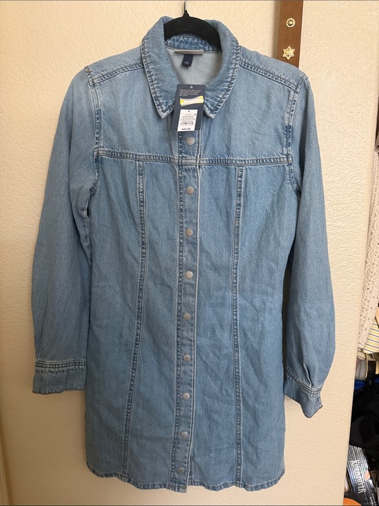 Universal Thread Dresses & Skirts - Universal Thread Long sleeve denim dress